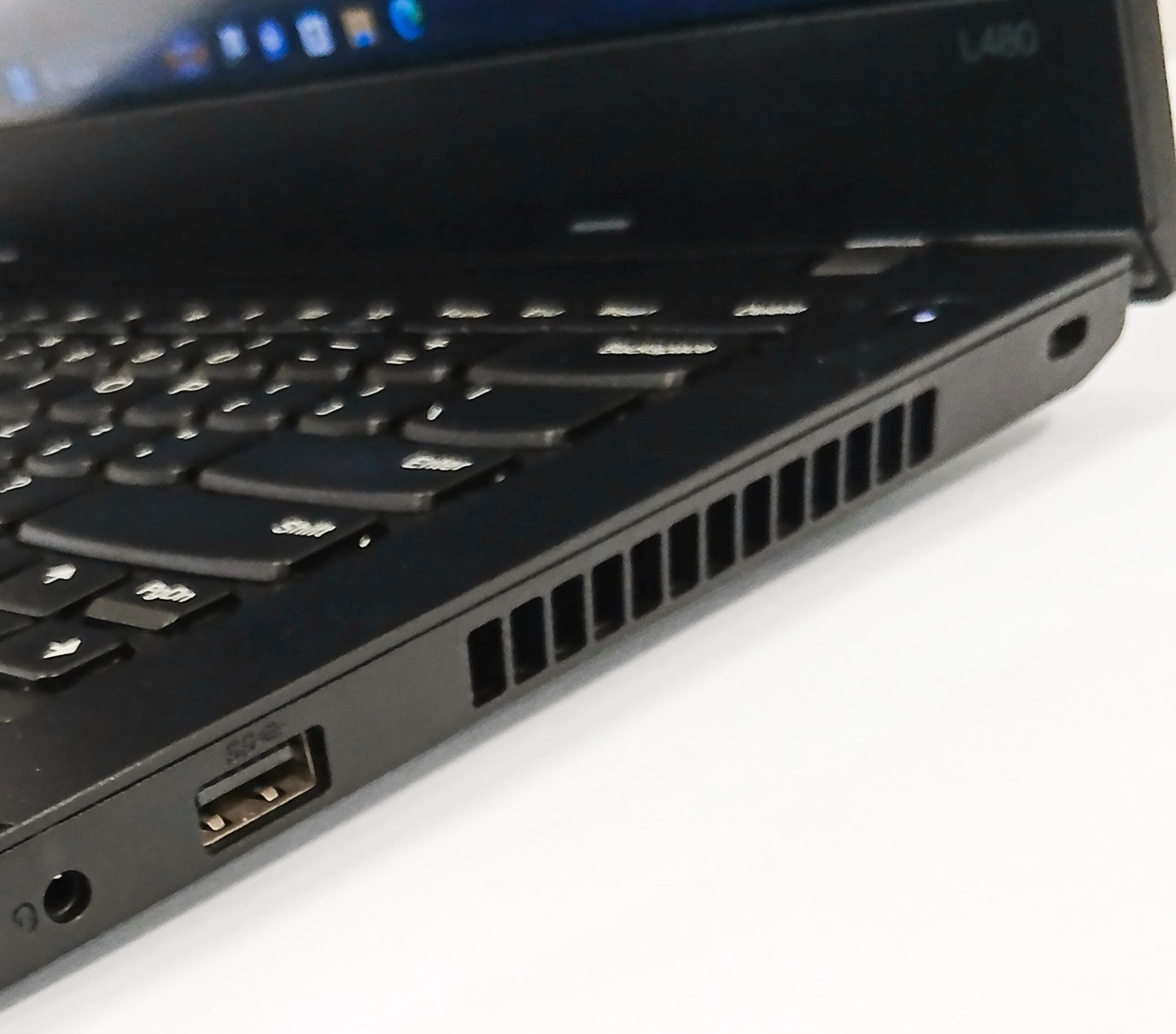 Lenovo ThinkPad L480 14″ Core i5 8th Gen Laptop | 8GB RAM | 256GB SSD | Windows 11 Pro (Refurbished) - Image 6